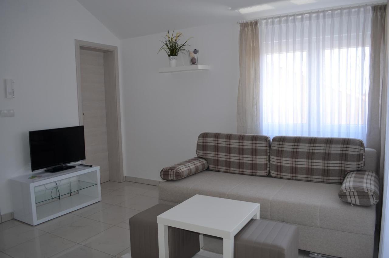Apartments Susec Baška Eksteriør bilde
