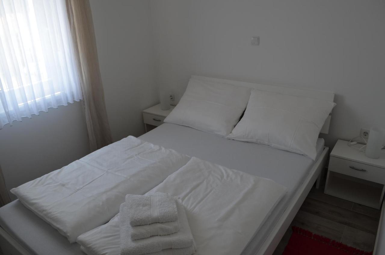 Apartments Susec Baška Eksteriør bilde